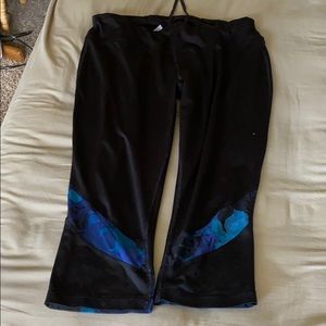 Athletic sports leggings